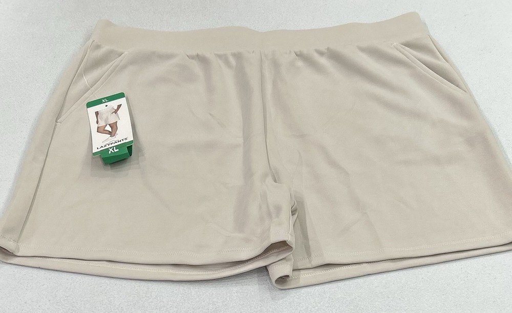 LazyPants Women's Active Luxe Pockets Stretch Soft Shorts, Cream, Size XL