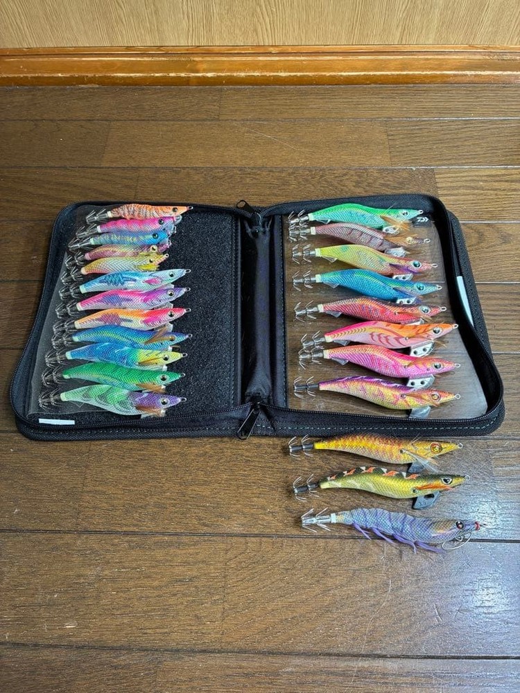 Fishing Lure Egi 23 piece set emerald case inspection Stoist Egi King Patapata