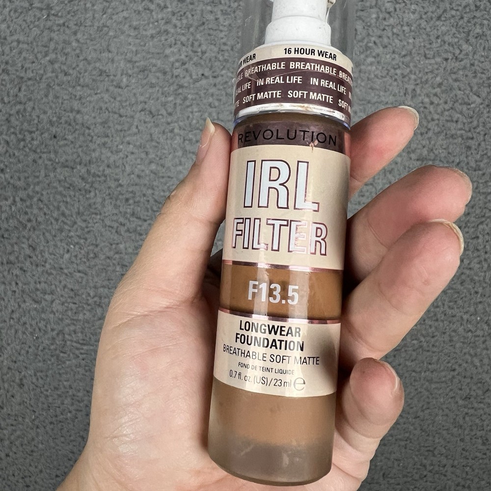Makeup Revolution IRL Filter Longwear Foundation Shade F13.5 0.7 fl oz New