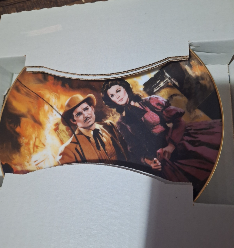 Gone with the Wind Atlanta Burning Plate 2nd Issue COA Excellent Condition