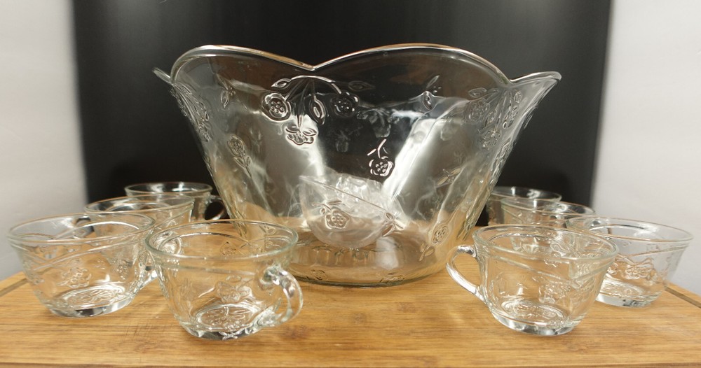 Anchor Hocking Savannah Platinum Punch Bowl Set