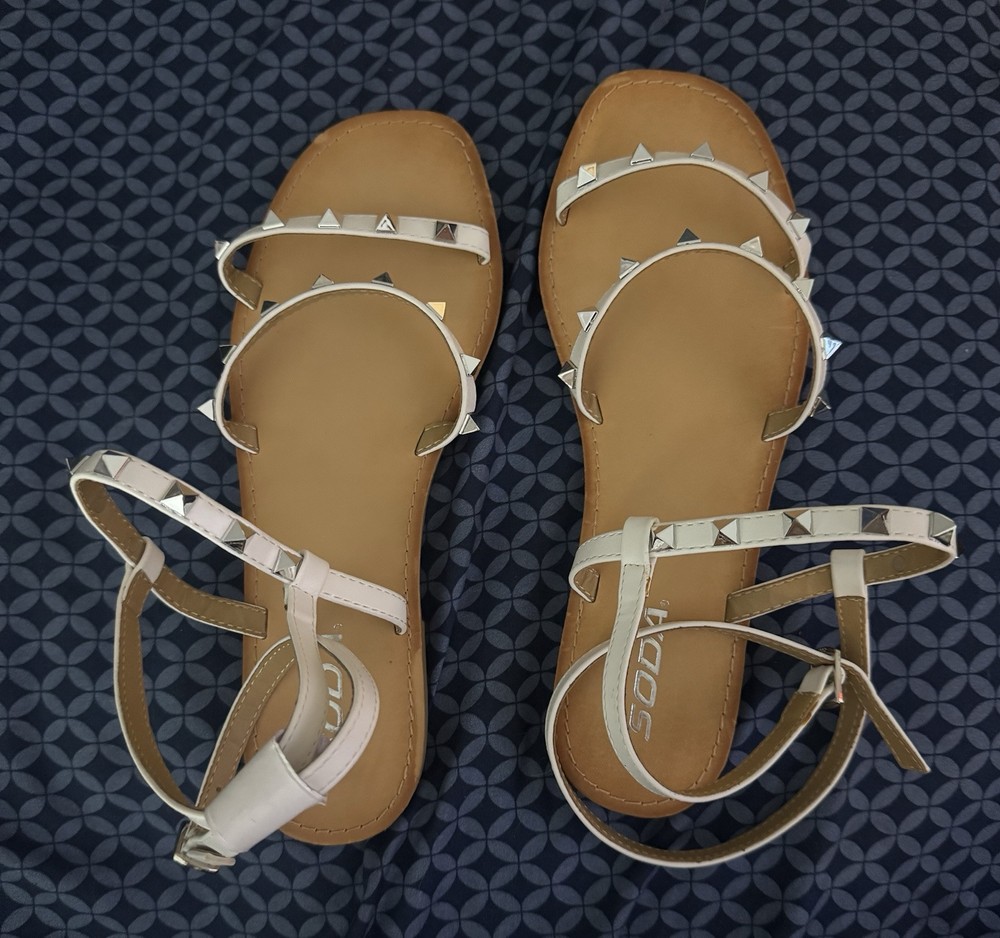 White Studded Strappy Wrap-Ankle Sandals for Spring Summer Size 9