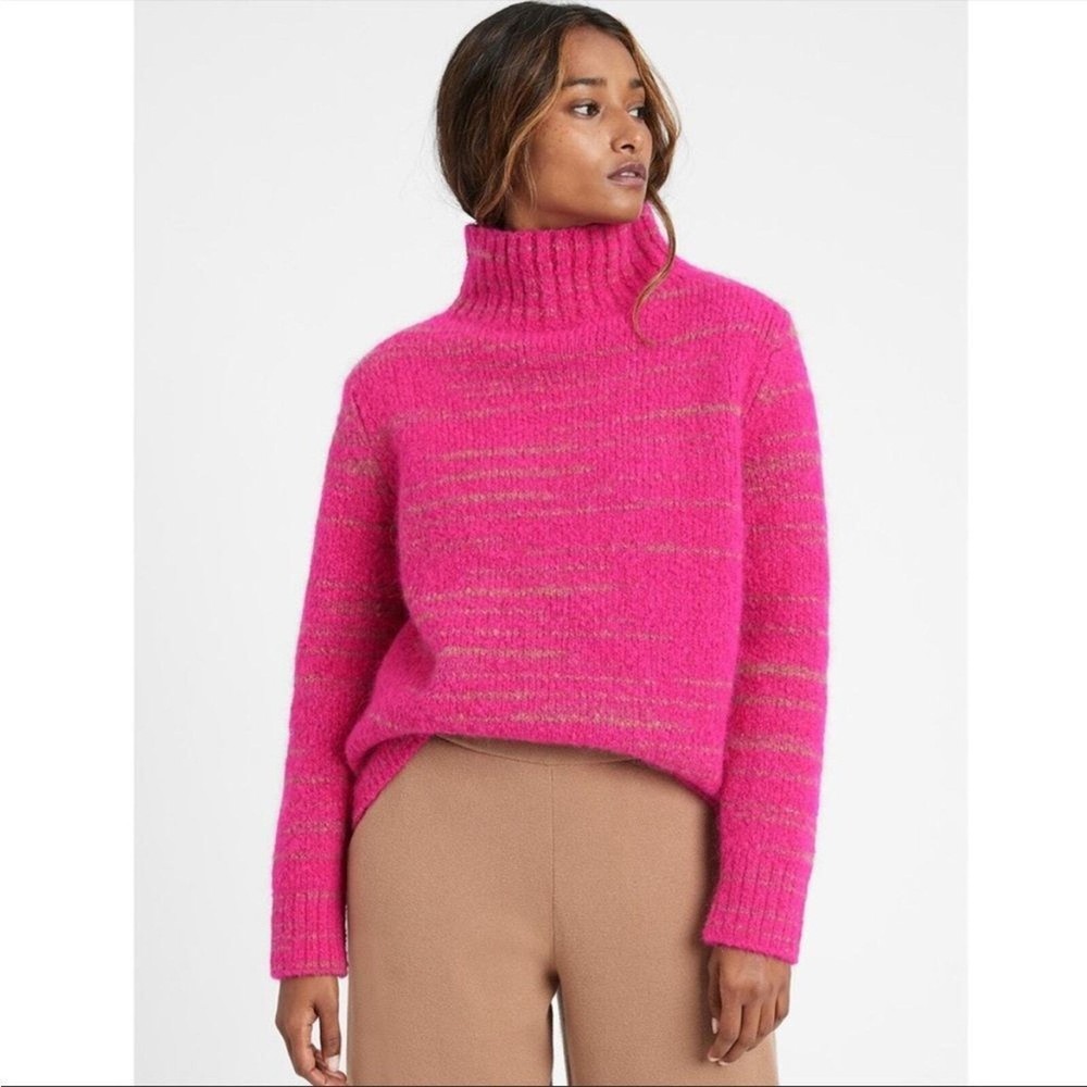 Banana Republic Pink Space Dye Italian Wool Blend Cowl Neck Sweater Size S