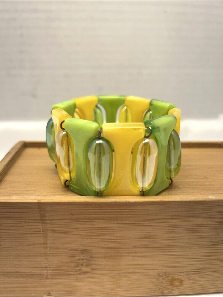 Multicolor Yellow Green Lucite Stretch Bracelet Very Retro 80's Unbranded