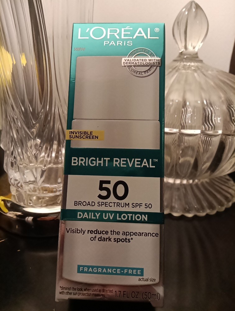 L'Oreal Paris Bright Reveal SPF 50 Daily UV Lotion 1.7oz Exp 8/25 NEW