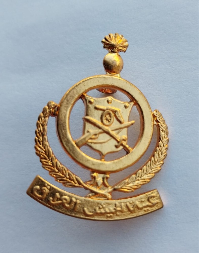 Iraq Saddam Hussein Logistic forces military beret badge emblem 1990s vintage