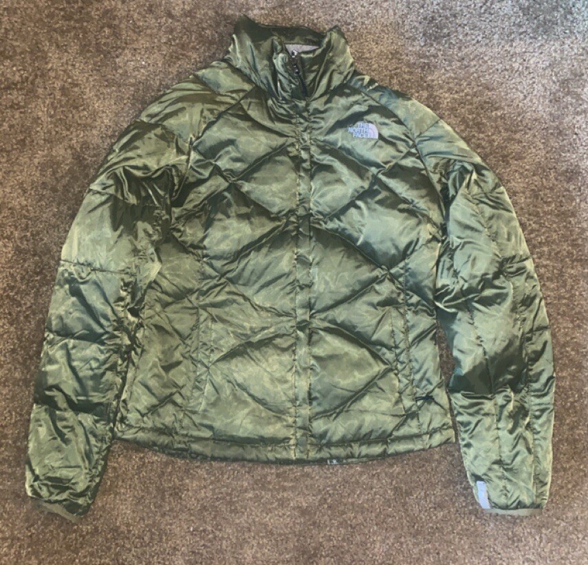 North face Womens 550 Green Puffer Jacket Size Small