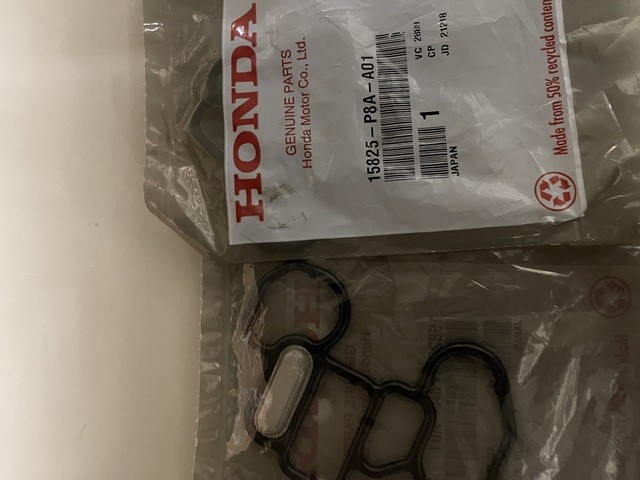 Genuine Honda Engine Oil Filter Adapter Gasket 15825-P8A-A01 OEM Fit