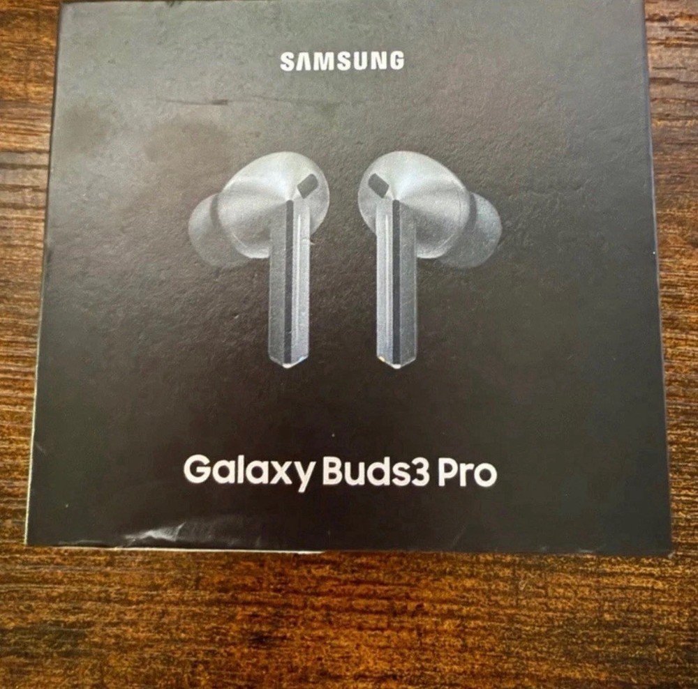 Samsung Galaxy Buds 3 Pro AI True Wireless Noise Cancelling Earbuds - Silver