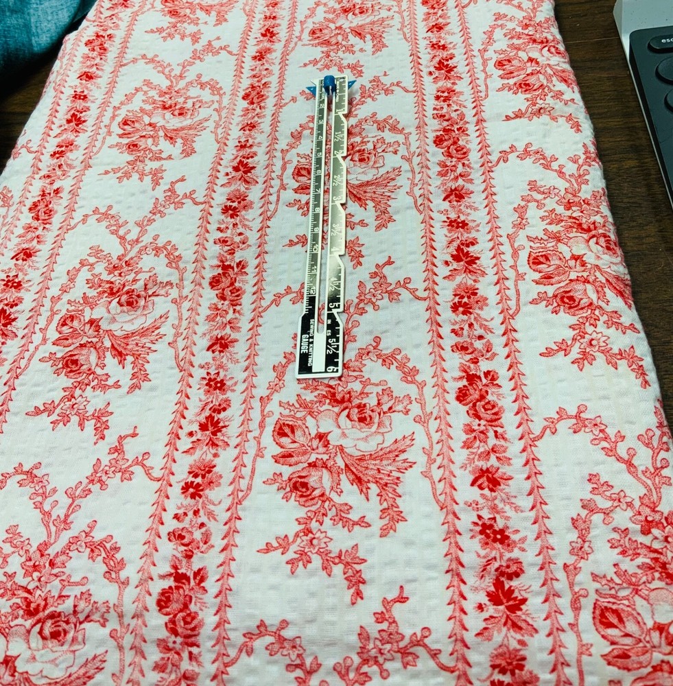 Vintage Seersucker Roses Trellis Cotton Fabric 2 Yards 39in Wide