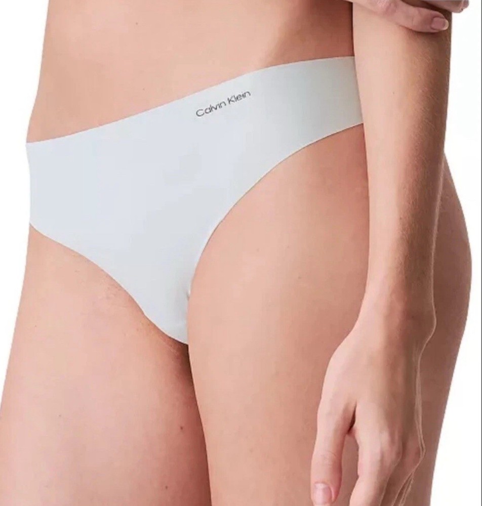 Calvin Klein Invisibles Solid Thong Panty Jade  SZ L. Bikini.
