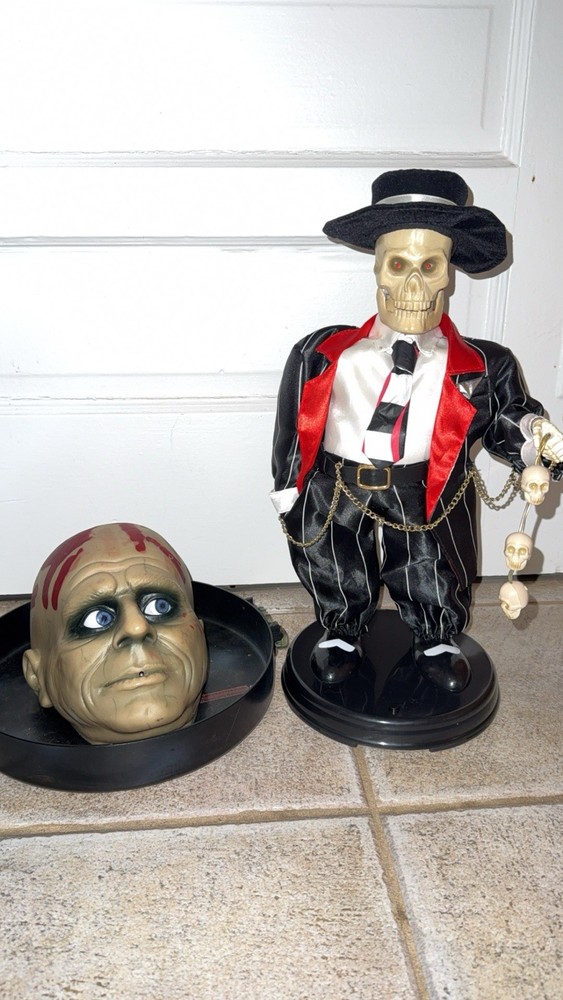 Rare Gemmy Gangster Zoot Suit Dancing Skeleton n Talking Head  Works Great