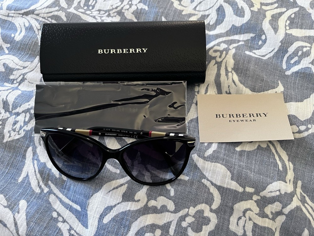 Burberry 4216 Cat Eye Sunglasses Black Striped Arms Gradient Gray Lens Women