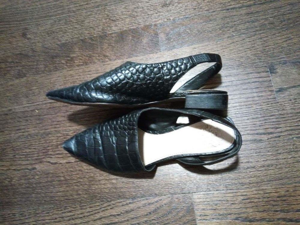 Womens Shoes Black Size 6.5 Vince Camuto Flats Leather