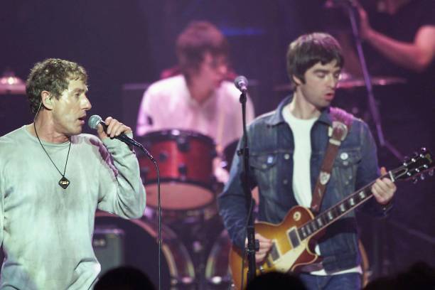 Noel Gallagher on stage with The Who at the Royal Albert Hall in L- Old Photo 5