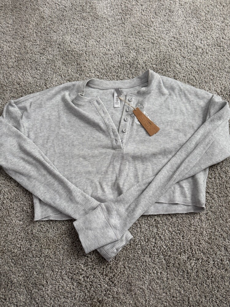 SKIMS Cropped waffle long sleeve top brand new with tags