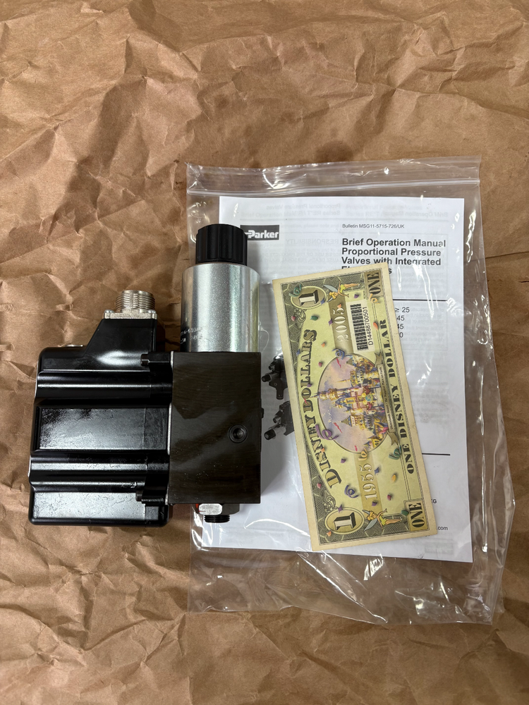 RE06M21T2N1R0 NEW PARKER VALVE