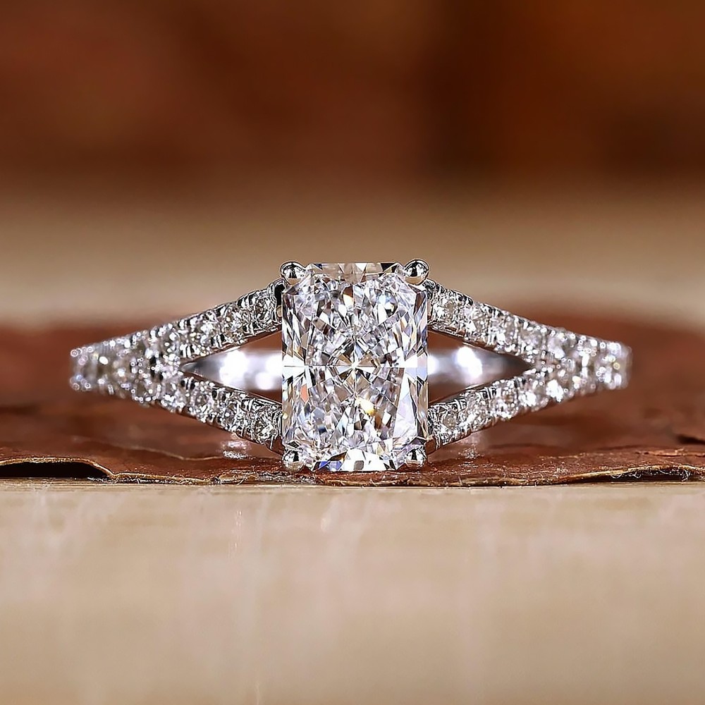Luxury 18k White Gold Diamond Radiant Cut Ring Lab Grown 1.34 Ct IGI E F  VVS2