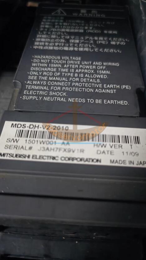 ONE USED Mitsubishi SERVO DRIVE MDS-DH-V2-2010 MDSDHV22010 MDSDHV2-2010