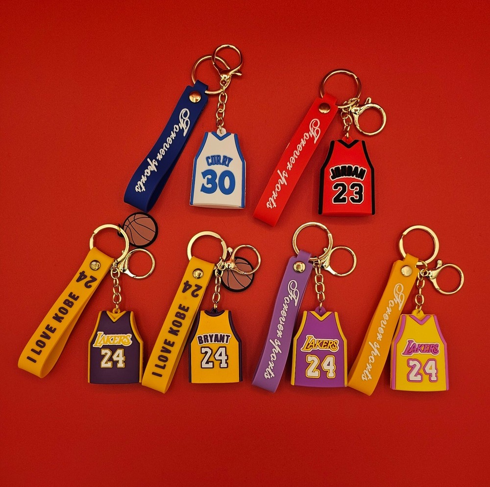 SPORTS KEYCHAIN YOU PICK: S CURRY/K BRYANT/M JORDAN W/ DETACHABLE HAND STRAP NEW