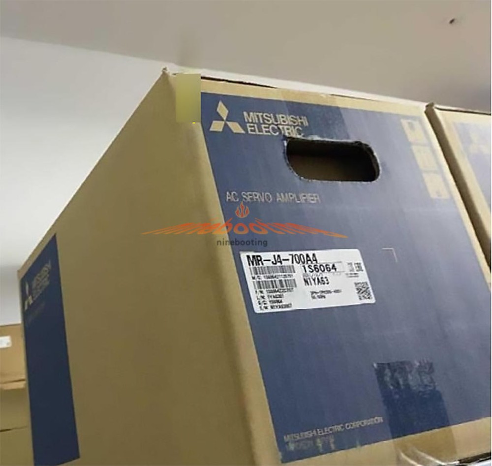 1PCS NEW Mitsubishi Servo Driver MR-J4-700A4 MRJ4700A4