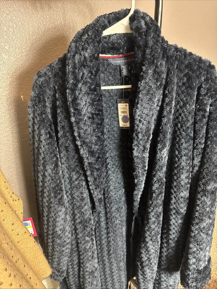 Luxury Blue Tommy Hilfiger Plush Bathrobe for Spa-Like Comfort