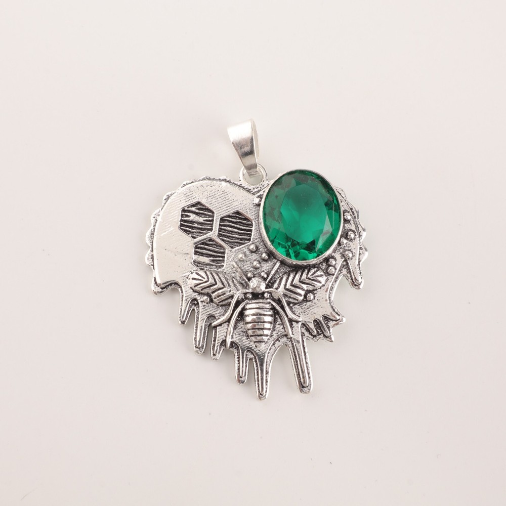 Heart Chakra Green Emerald Bezel Pendant in 925 Sterling Silver