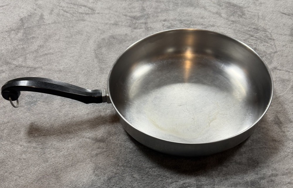 Vintage Farberware Aluminum Bottom 10