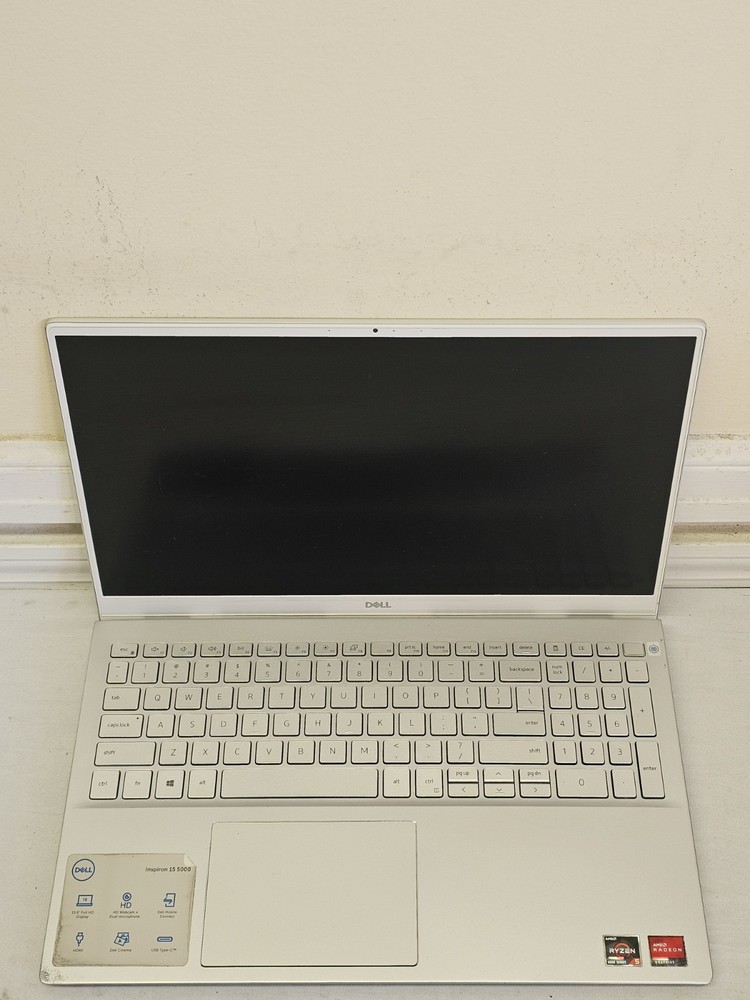 Dell Inspiron 15-5505 Laptop - AMD Ryzen 5-4500u - 8GB RAM - 256GB SSD - Win 11