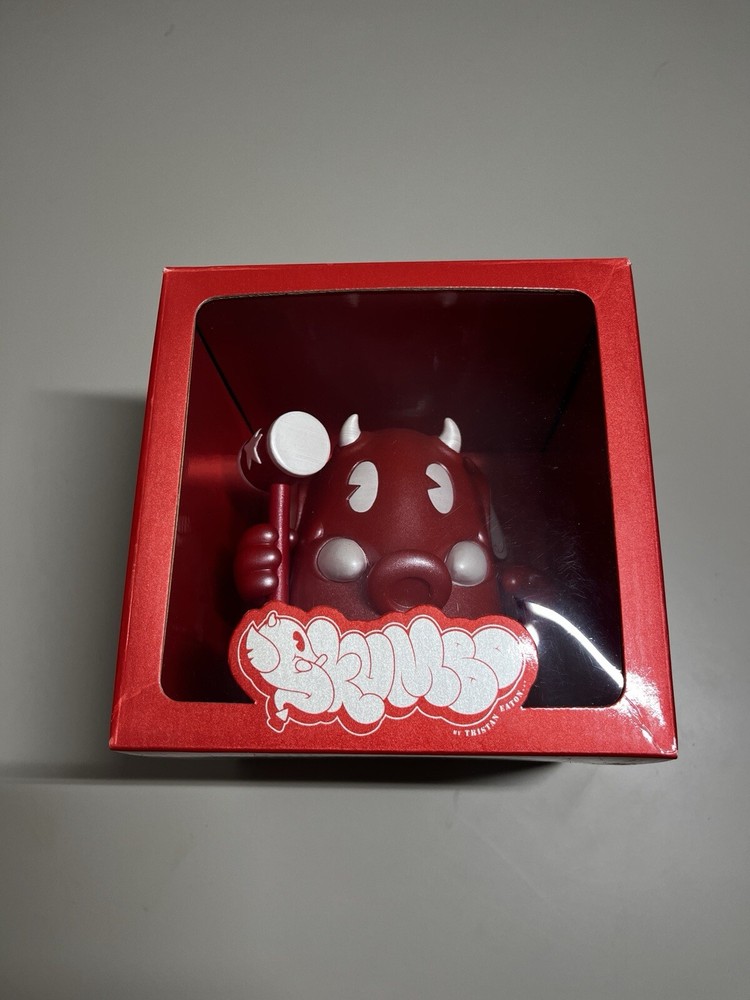 Vintage Kidrobot Skumbo Collectible Toy by Tristan Eaton New in Box