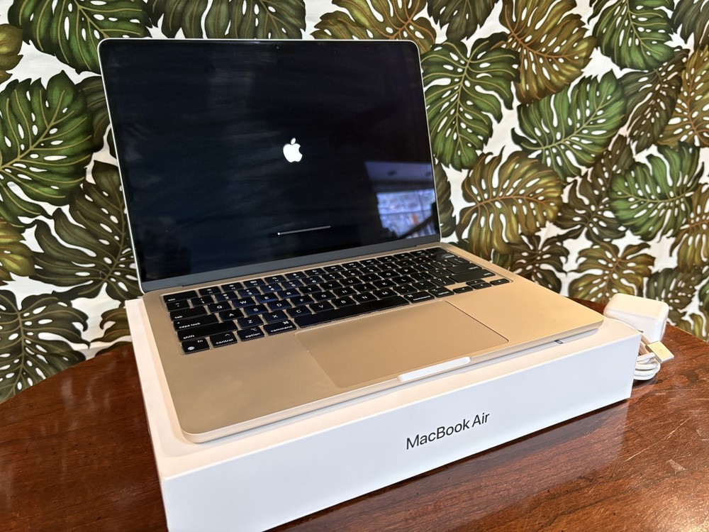 Apple Macbook Air M2 2022 13