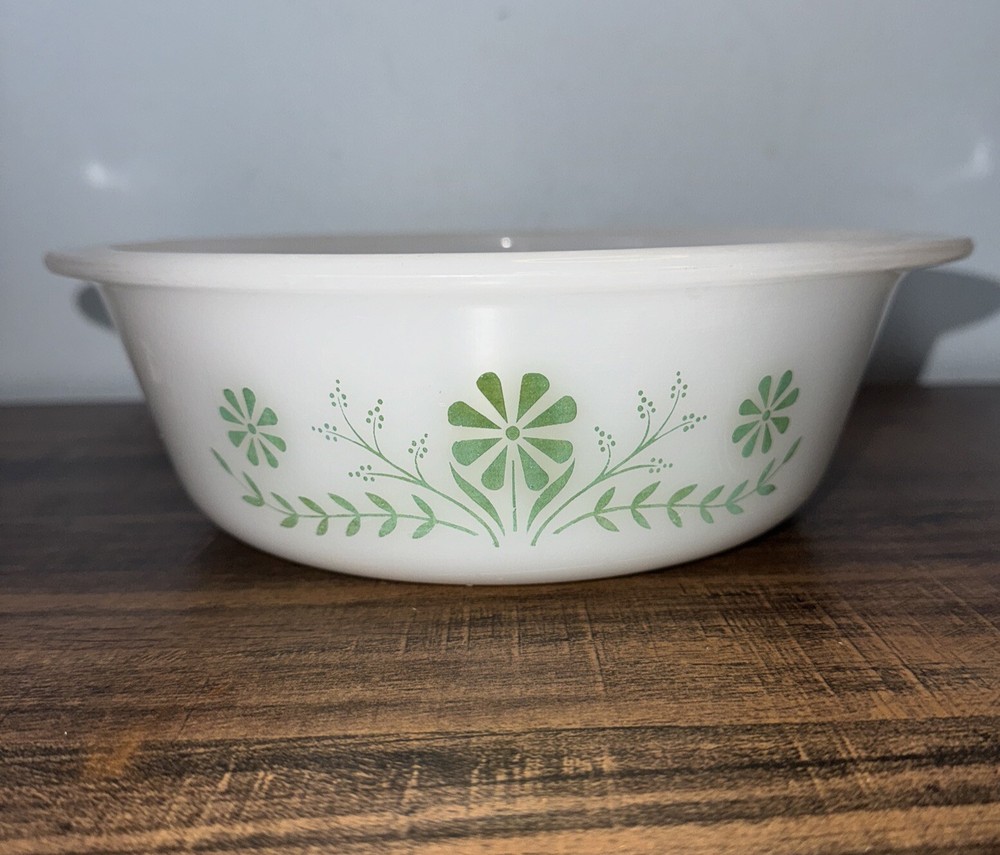 Vintage Pyrex Glasbake White Green Daisy Flower Casserole Dish 1 1/2 Qt j2600
