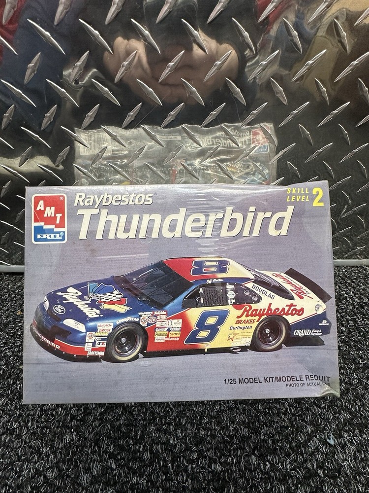 VINTAGE AMT / ERTL JEFF BURTON #8 RAYBESTOS FORD THUNDERBIRD MODEL SEALED