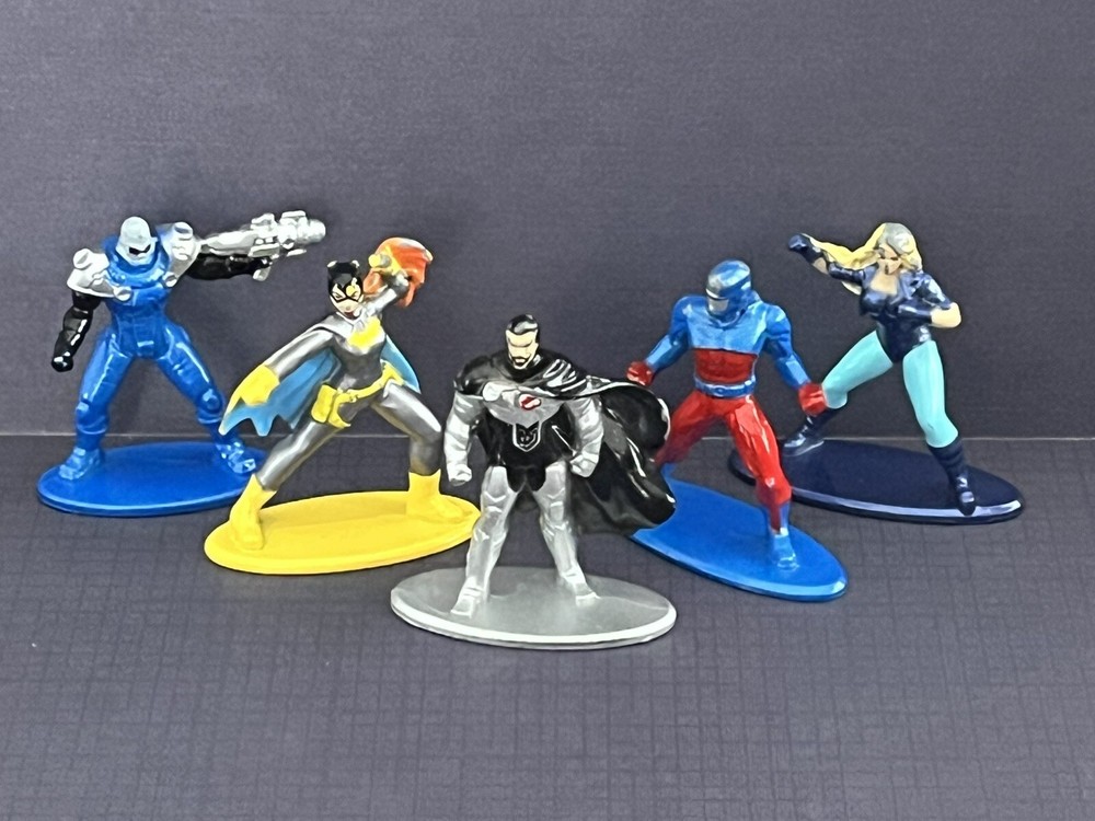 5 DC Comics Series 4 Die-Cast Figures 100% DieCast Jada Toys Nano Metalfigs