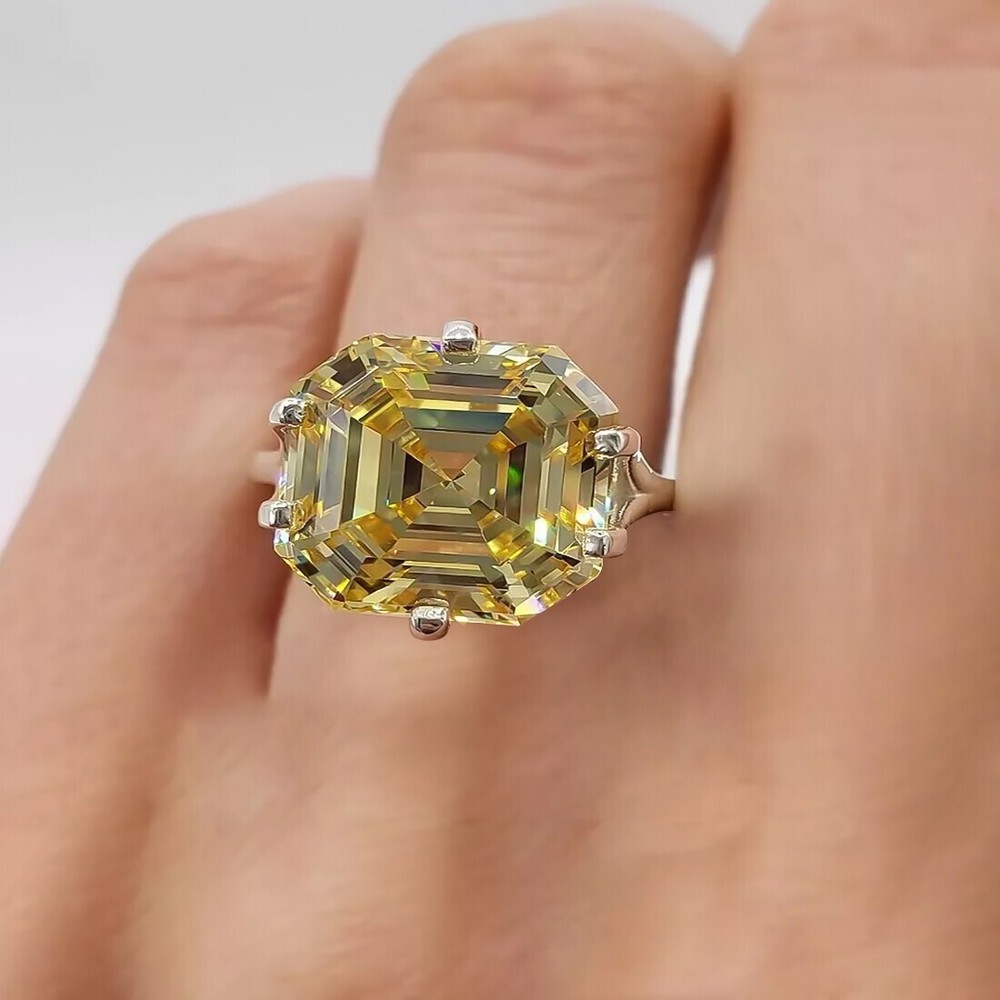 20 Ct Champagne Diamond Ring in 925 Silver – Bold Statement Gift Idea