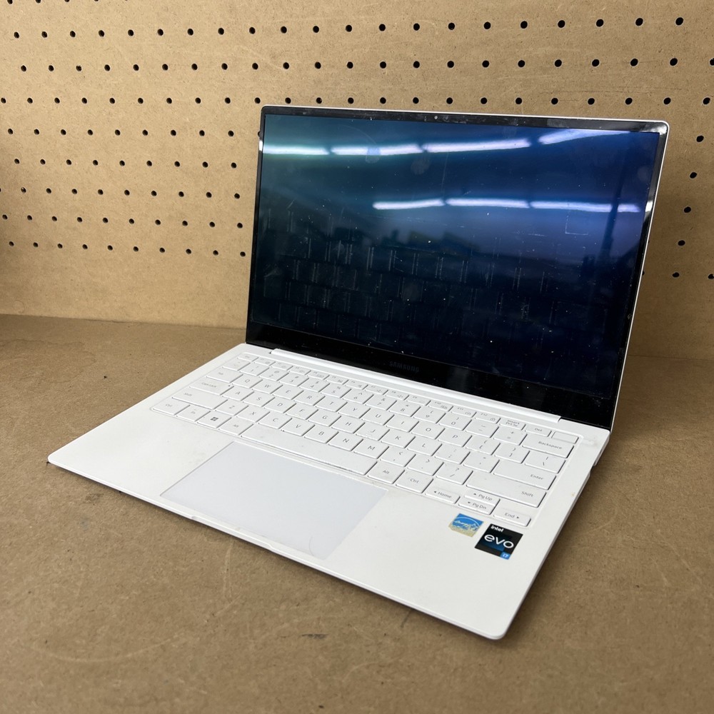 Samsung Galaxy Book2 Pro 13
