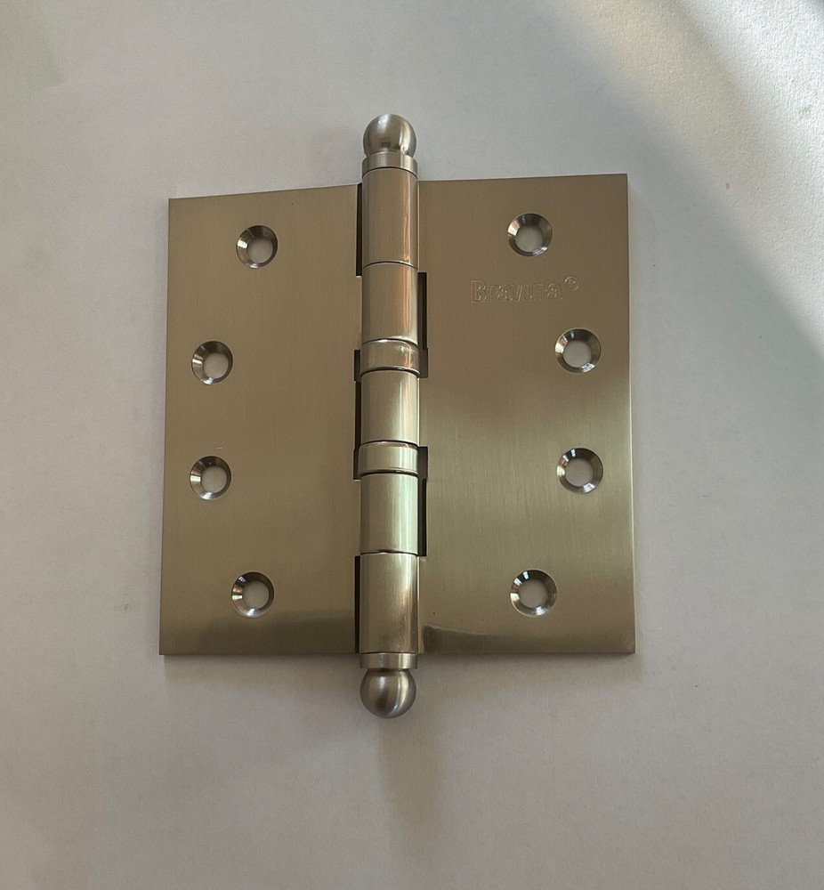 SOLID BRASS  Bravura 4” X 4