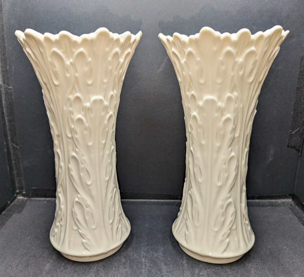 Lenox Woodland Collection Acanthus Leaf Vase 8.25
