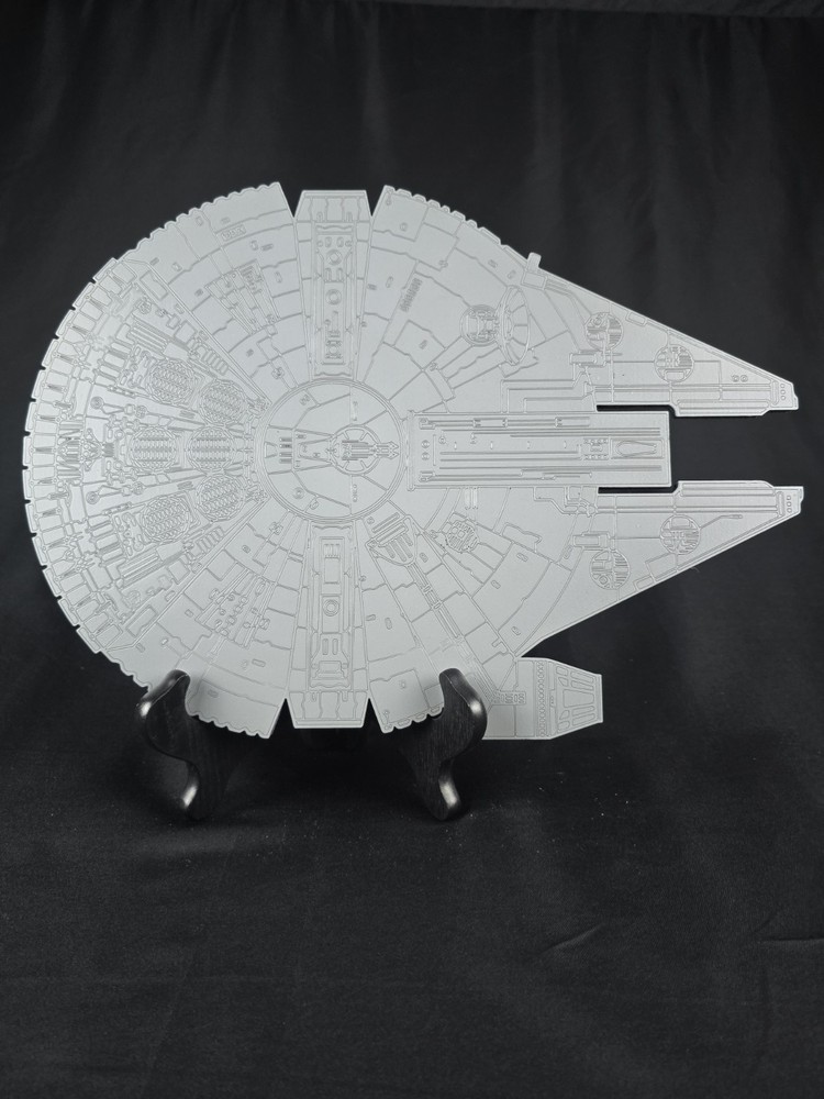 Sci-Fi Falcon Starship