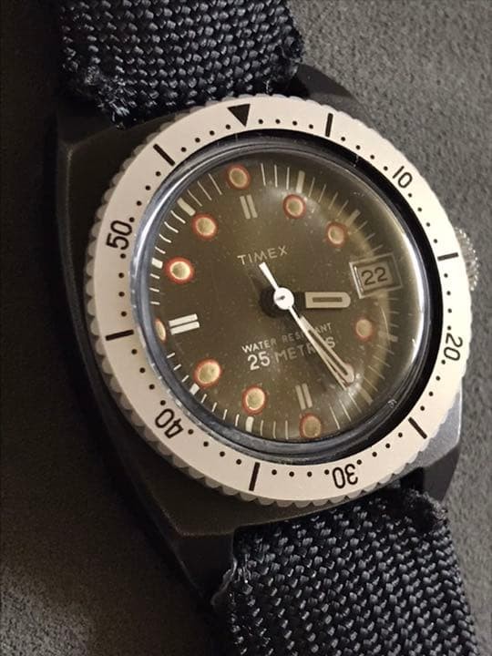 Timex Hand Winding Diver Watch Vintage Timepiece Mens Classic Authentic