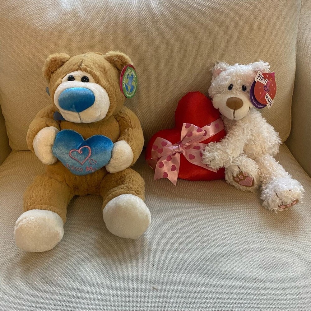 New Two Plush Valentine’s Teddy Bears Stuffed Animals