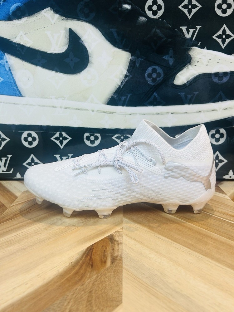 Puma Future 7 Ultimate FG AG Football Boots in White Silver - Men's Size 10.5