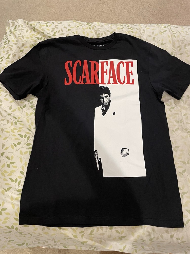 Scarface Movie Graphic Tee in Medium Size Tony Montana Shirt