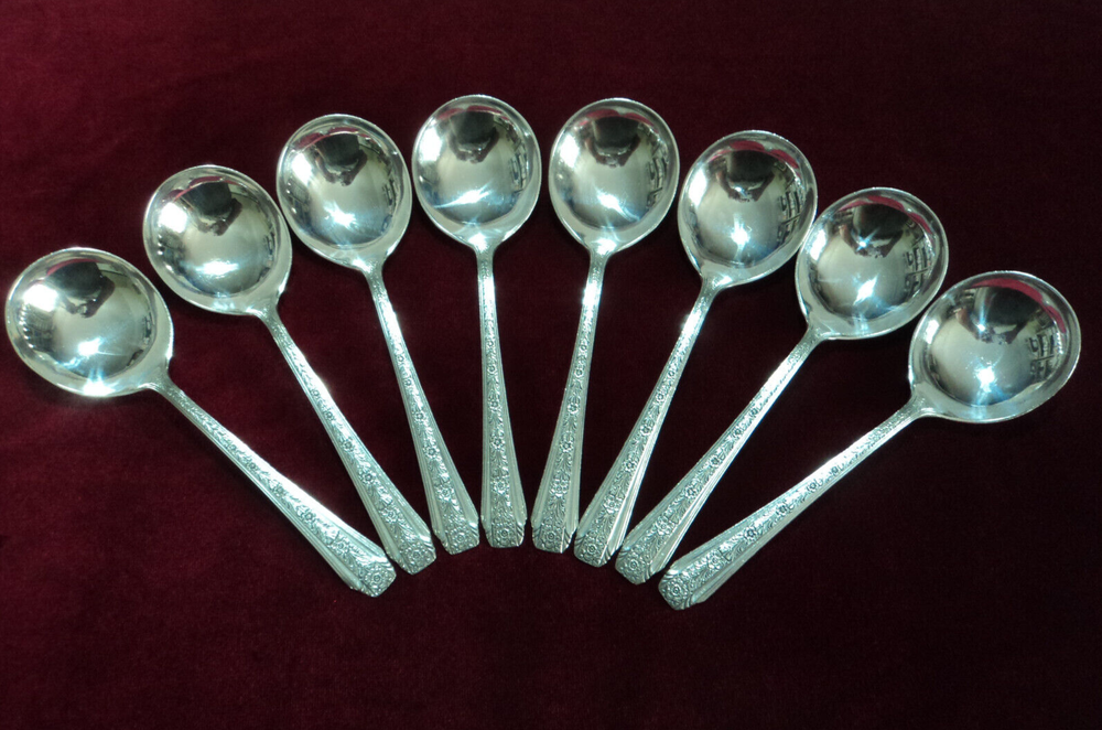 Silverplate Flatware Round Bowl Cream Soup Spoon Lot of 8 Reed Barton Evangeline