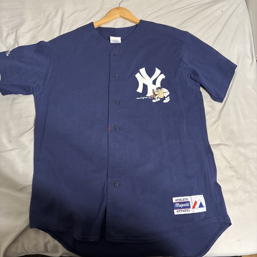 Vintage 90s MLB New York Yankees Looney Tunes Taz Majestic Baseball Jersey Large