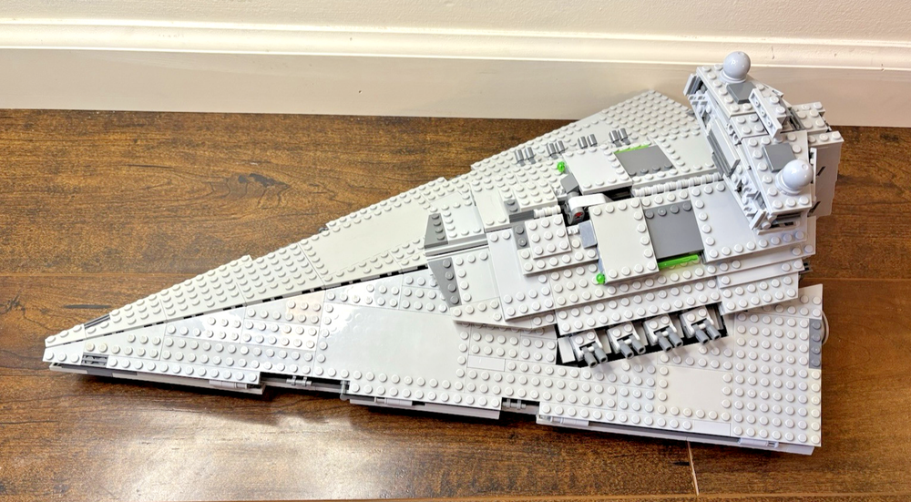 LEGO Star Wars Imperial Star Destroyer 75055 99% Complete with All Pieces