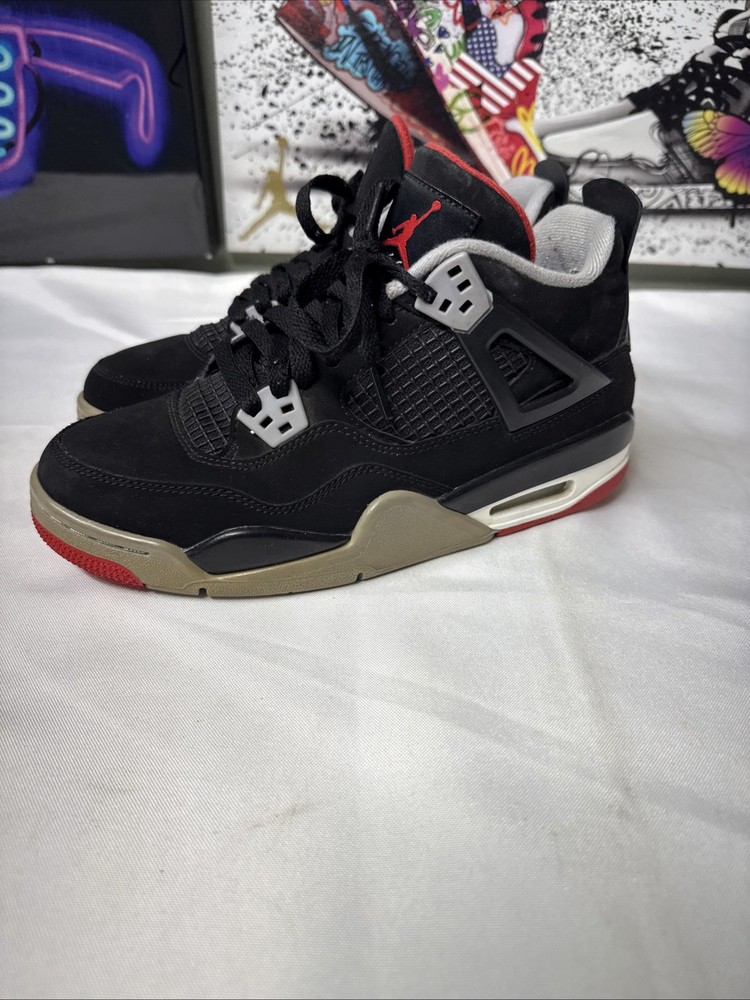 Jordan 4 retro bred size 6Y Used No Box