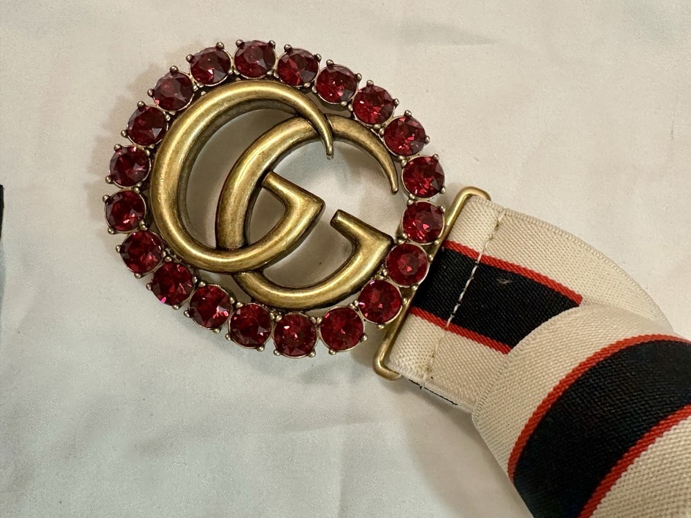 Gucci Leather Belt with Iconic GG Buckle for Men and Women