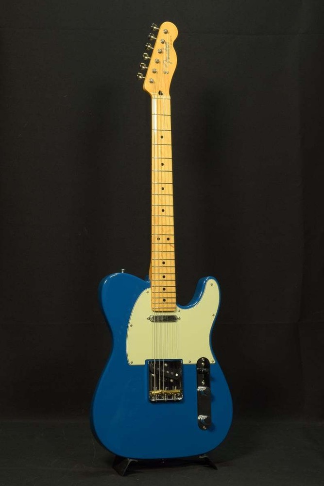 Fender Made in Japan Hybrid II Telecaster Forest Blue   Maple