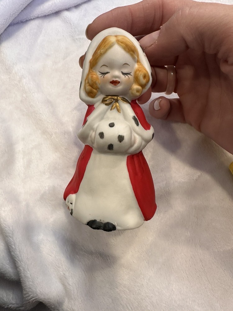 MCW 1980 Caroler Bell Porcelain Figurine